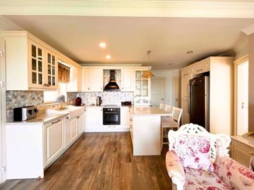Idyllic Sea View Apartment In Gumusluk, Bodrum For Sale – Fully fitted fresh kitchen
