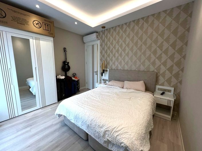 Image No.12-2 Bed Apartment for sale