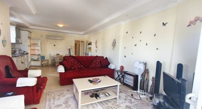Modern Property For Sale in Mahmutlar, Alanya - Open-plan living space