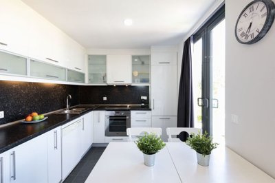 A Serene Duplex Garden Apartment In Bodrum For Sale - Fully fitted sleek kitchen