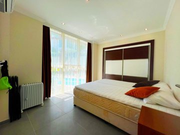 Penthouse In Kargicak, Alanya For Sale - Second bedroom