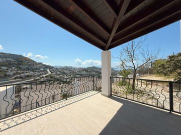 Attractive Duplex Bodrum Villa For Sale - Covered terrace with nature views