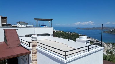 Attractive Duplex Bodrum Villa For Sale - Stunning roof terrace with full sea views
