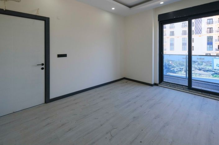 Image No.11-3 Bed Apartment for sale