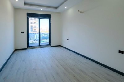 Beautiful Alanya Property For Sale in Mahmutlar - Second bedroom
