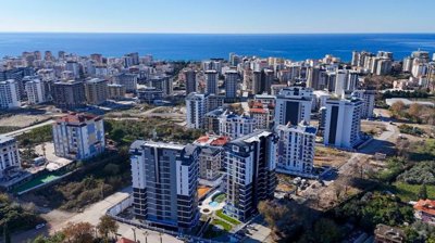 Beautiful Alanya Property For Sale in Mahmutlar - A modern complex 900m from the beach