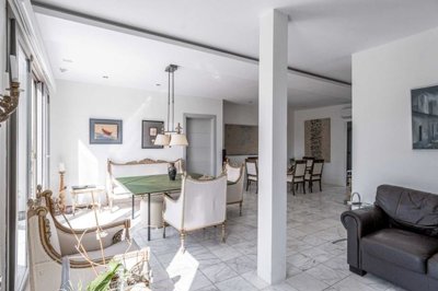 Dramatic Bodrum Villa & Studio For Sale - Living space