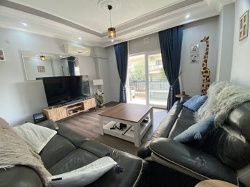 A Beautifully Renovated Apartment For Sale In Didim - Immaculate lounge