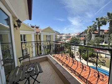 Great-Value Apartment For Sale In Scenic Dalyan - Balcony for private outdoor space