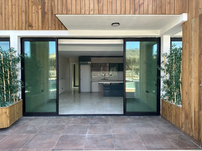 Image No.11-2 Bed Apartment for sale