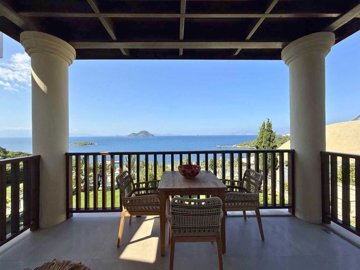 Bodrum Seafront Property For Sale In Kadikalesi - A sea view apartment