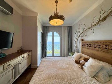 Bodrum Seafront Property For Sale In Kadikalesi - Spacious double bedroom