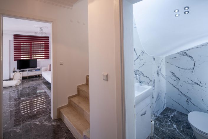 Image No.5-3 Bed Villa for sale