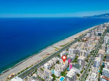 Seafront Apartment in Mahmutlar, Alanya For Sale - A seafront apartment complex in Mahmutlar