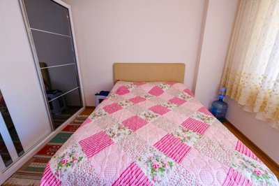 Seafront Apartment in Mahmutlar, Alanya For Sale - Furnished double bedroom