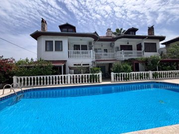 Charming Triplex  Villa For Sale In Dalyan - A traditional villa with communal pool