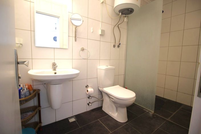 Image No.17-2 Bed Apartment for sale