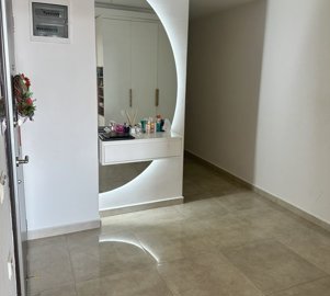 Sea View Property For Sale in Mahmutlar - Large hallway