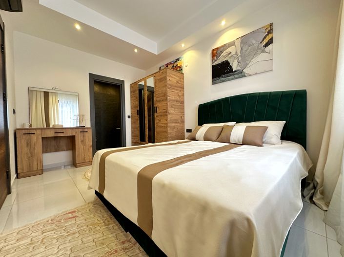 Image No.12-2 Bed Apartment for sale