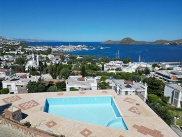 Traditional Sea-View Yalikavak Villa For Sale – Fabulous sea view communal pool