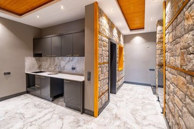 Sensational Alanya Property For Sale - First floor landing with kitchenette