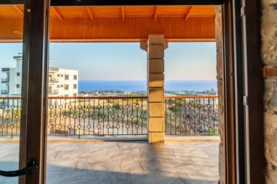 Sensational Alanya Property For Sale - Sea views from the balcony