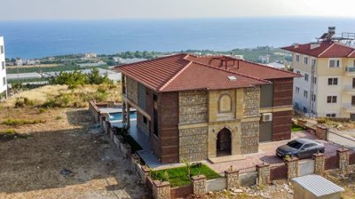 Sensational Alanya Property For Sale - Sea and nature view property