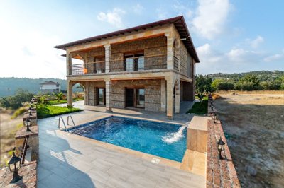 Sensational Alanya Property For Sale - Private gated plot and pool