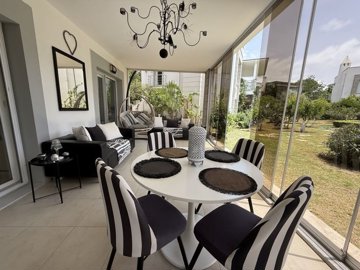 An immaculate Garden Apartment In Bodrum For Sale - Beautiful terrace with seating