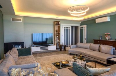 An Idyllic Nature View Alanya Property For Sale - Very spacious lounge