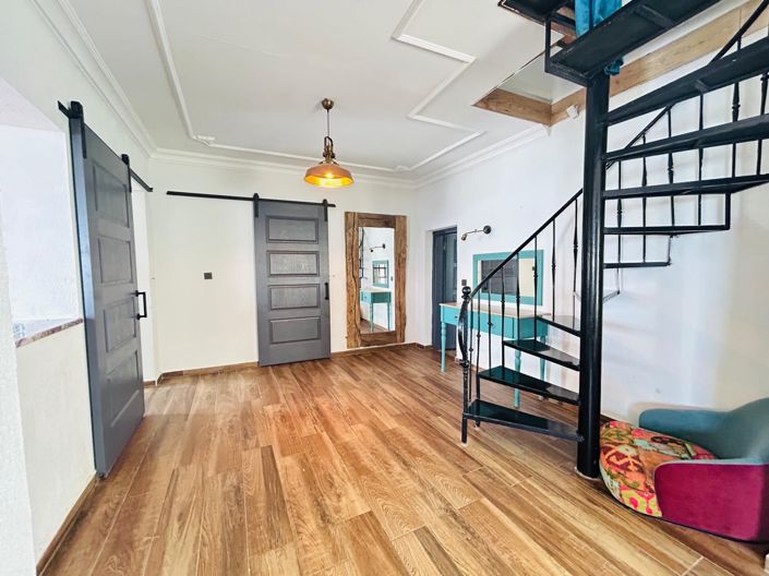 Image No.6-3 Bed Villa for sale