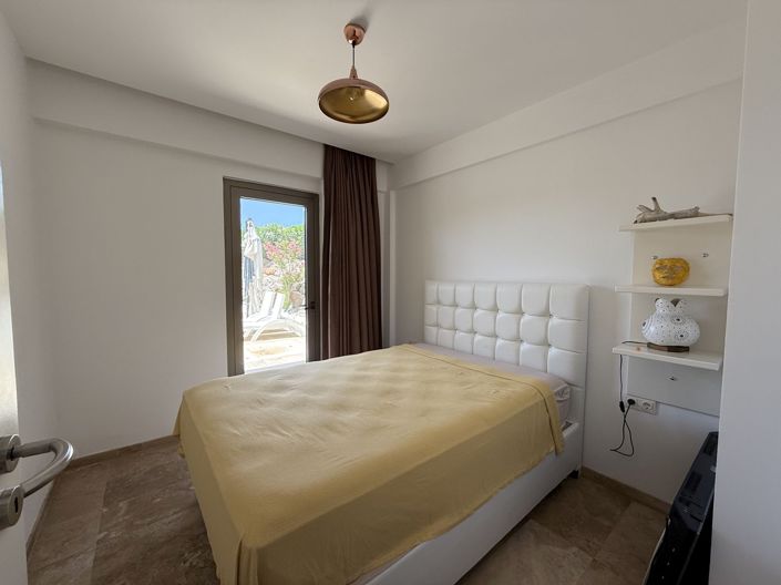 Image No.21-3 Bed Villa for sale