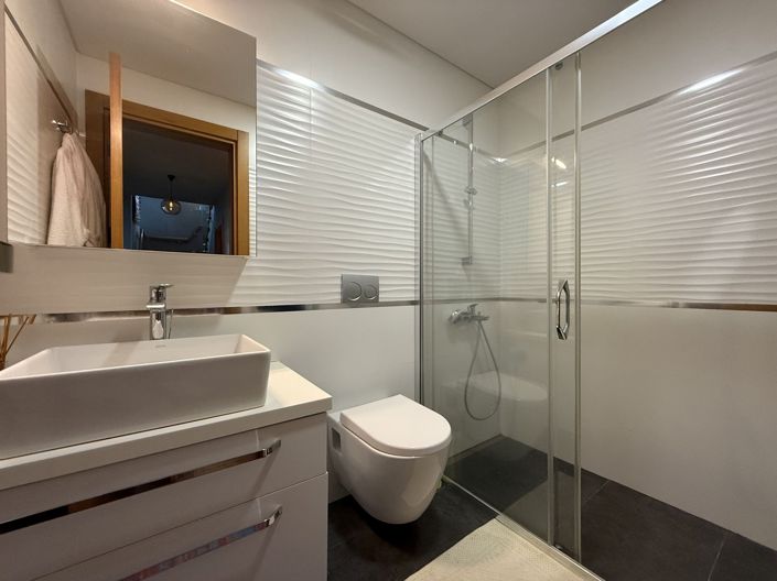 Image No.20-3 Bed Villa for sale