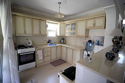 Semi-Detached Triplex Villa For Sale In Fevzipasa, Didim Near Akbuk – Fully fitted kitchen with white goods