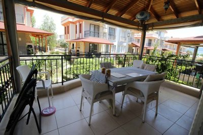 Semi-Detached Triplex Villa For Sale In Fevzipasa, Didim Near Akbuk – Shady covered balcony