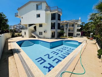 Didim Property Set In A Sought After Complex – Large communal pool