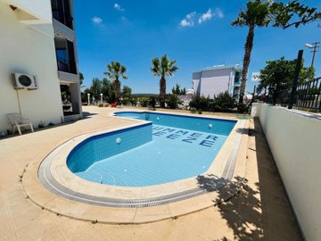 Didim Property Set In A Sought After Complex – Shared pool and sunbathing terraces