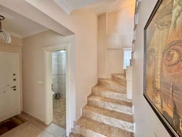 Beautiful Fethiye Property For Sale Near The Beach - Entrance with guest WC