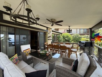 Grand Sea-View Yalikavak Villa For Sale – Large balcony for dining outdoors