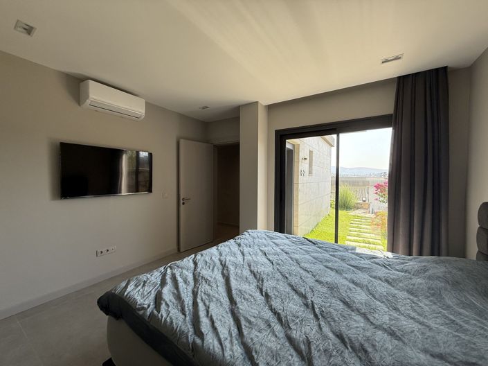 Image No.15-3 Bed Apartment for sale