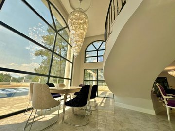 Breathtaking Duplex Villa For Sale In Fethiye - Bright and airy dining space