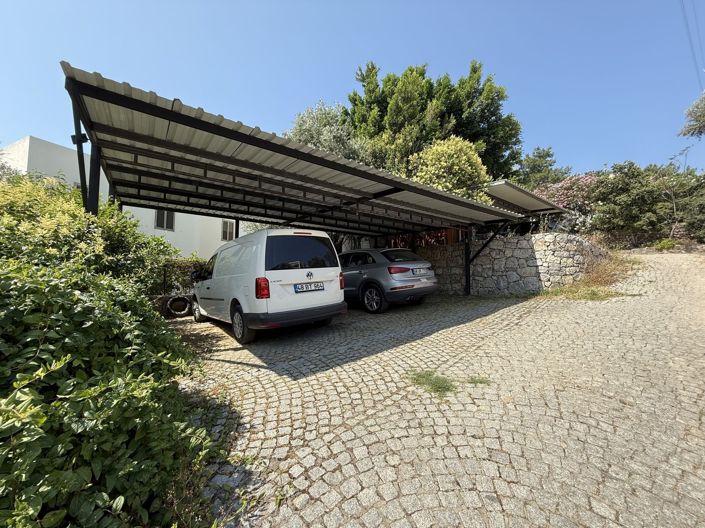 Image No.25-3 Bed Apartment for sale