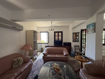 Sea View Duplex Bodrum Property For Sale - Spacious lounge