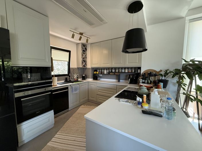 Image No.11-4 Bed Villa for sale