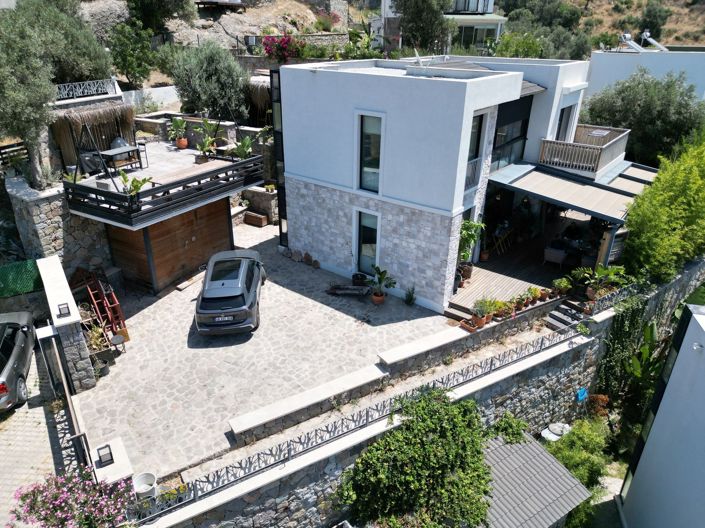 Image No.3-4 Bed Villa for sale