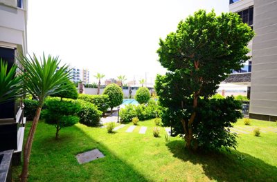 Duplex Garden Apartment For Sale In Alanya - Landscaped gardens