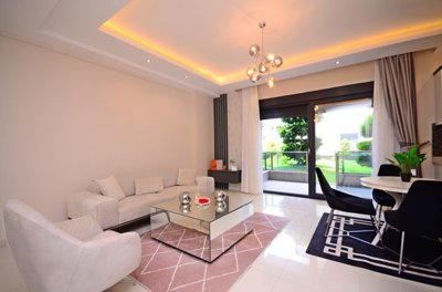 Duplex Garden Apartment For Sale In Alanya - Lounge and dining area