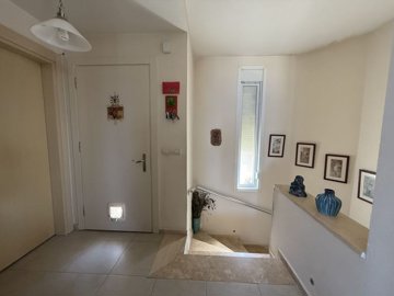 Sea And Sunset View Reverse Duplex In Bodrum For Sale - Main entrance hallway