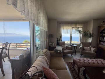 Sea And Sunset View Reverse Duplex In Bodrum For Sale - Lounge with balcony
