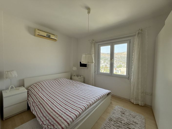 Image No.20-2 Bed Apartment for sale